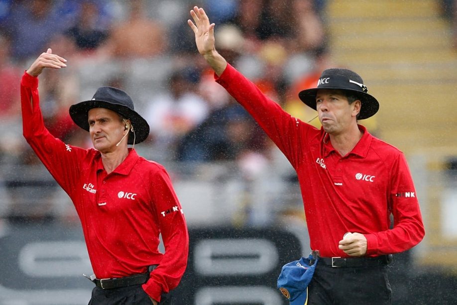 Top 10 Best Umpires in World of Cricket