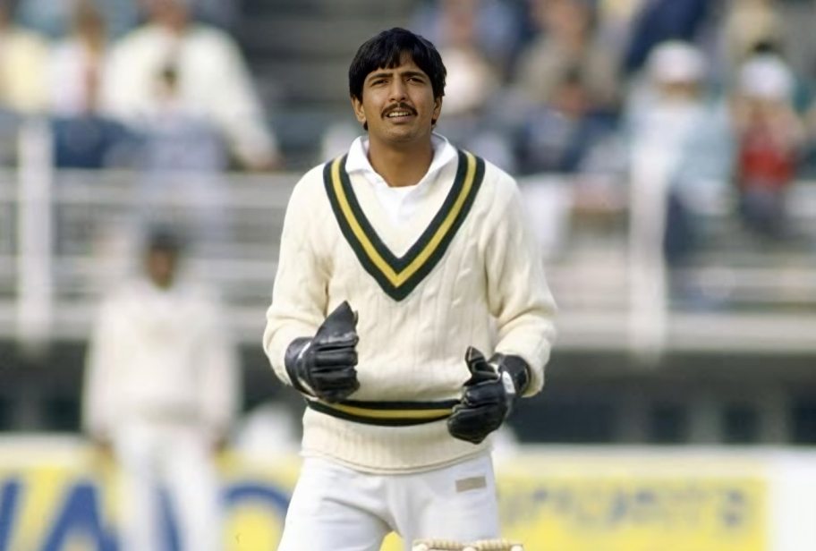 Top 10 Most Dismissals for Pakistan in ODI