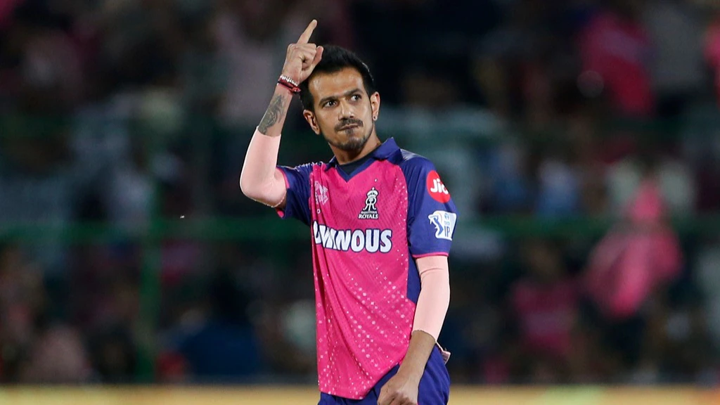 Top 5 Bowlers With Most Wickets Against a Single Franchise In IPL History