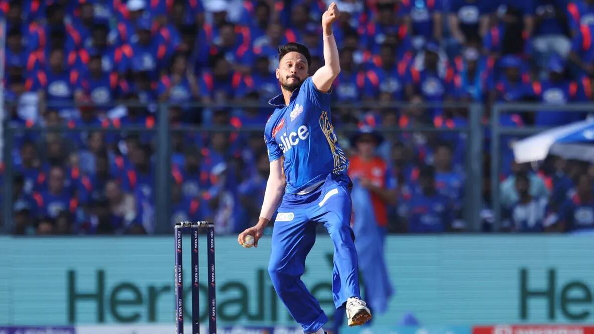 Best Bowling Figures In IPL Playoffs