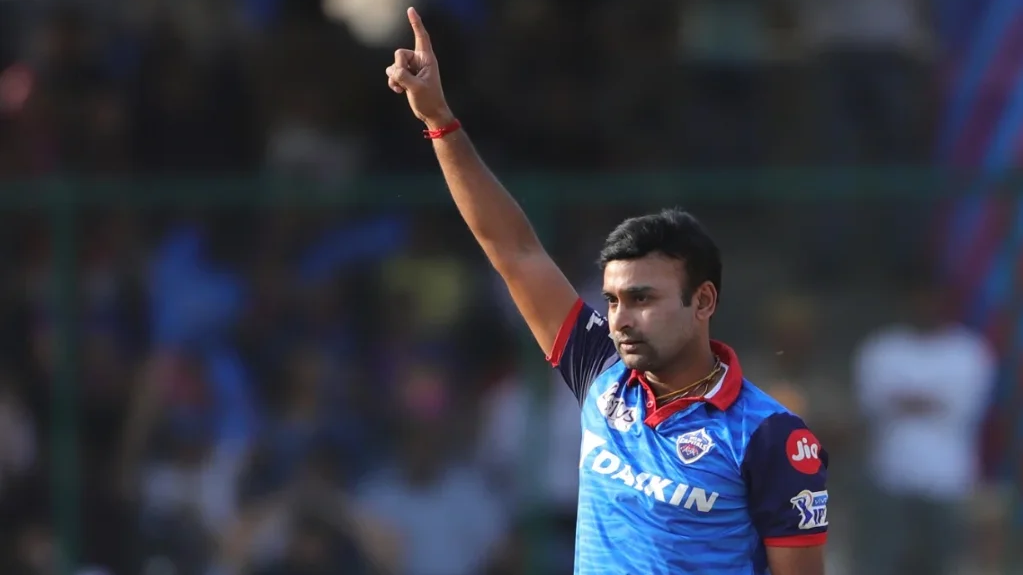 Fastest Bowlers to Take 100 Wickets in IPL